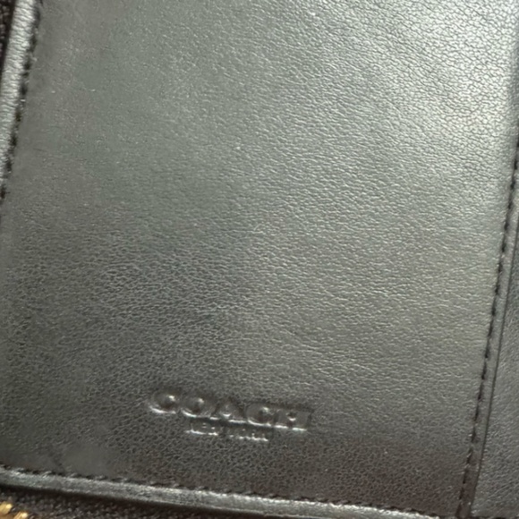 New Coach Bonesy Zip Wallet - Picture 5 of 5